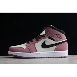 รองเท้าบาสเก็ตบอล “Light Mulberry” สำหรับผู้หญิง Air Jordan 1 Mid รุ่นปี 2022 DC7267-500