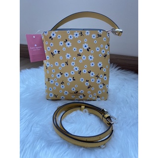 พร้อมส่ง ‼️ Kate Spade Bucket Darcy Fleurette Floral Small Yellow Leather Satchel