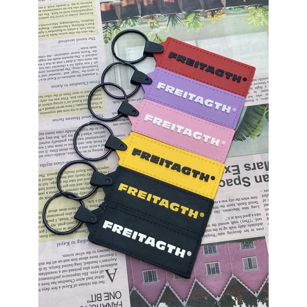 พวงกุญแจ FREITAGเลือกได้เลย