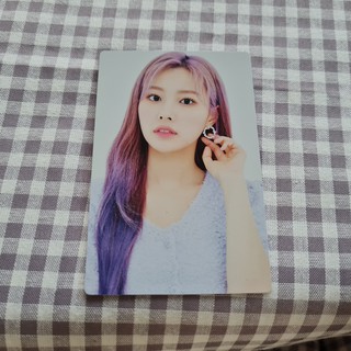 [แท้] โฟโต้การ์ด ฮเยวอน Hyewon คอนเสิร์ตออนไลน์ IZ*ONE IZONE Online Concert Oneiric Theater Photocard