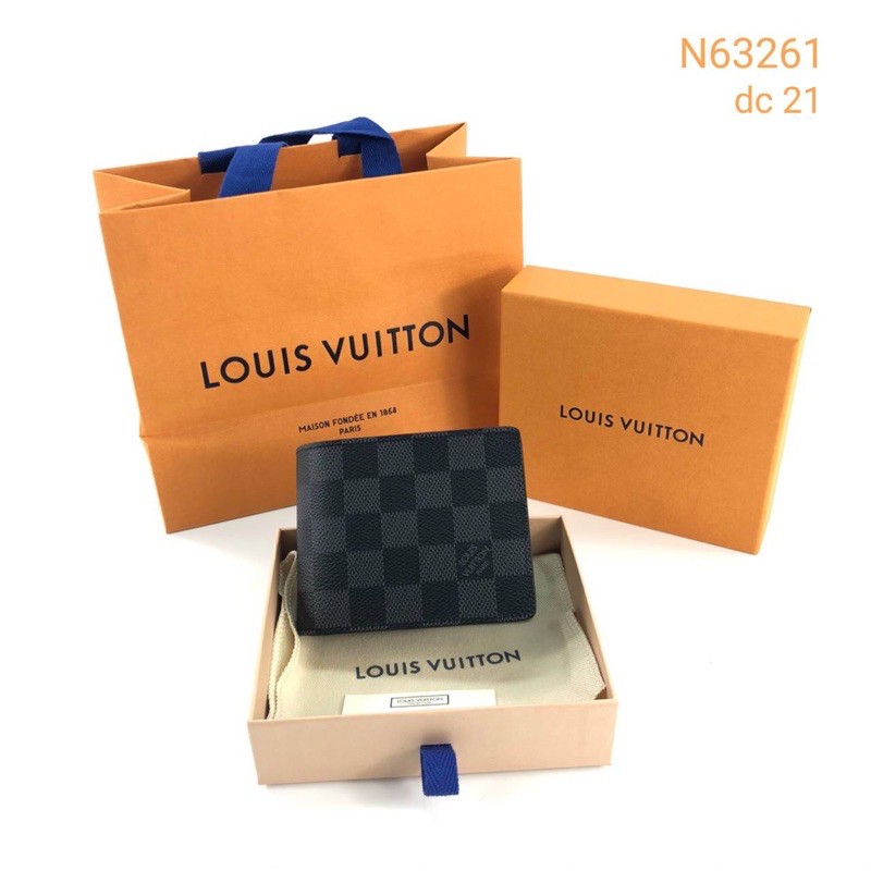Louis Vuitton LV Slender Mirror wallet Silvery Leather ref.330202 - Joli  Closet