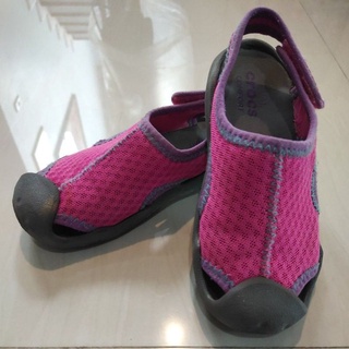 รองเท้า crocs dual comfort size c11 สีชมพู เท้ายาว 17.4 เซน