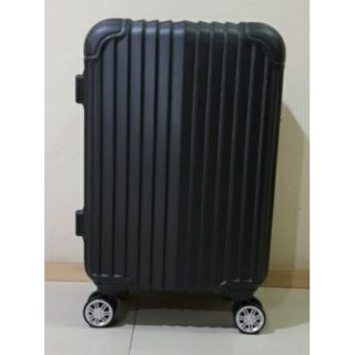 กระเป๋าเดินทางล้อลาก 20" Premium Trolley Bag