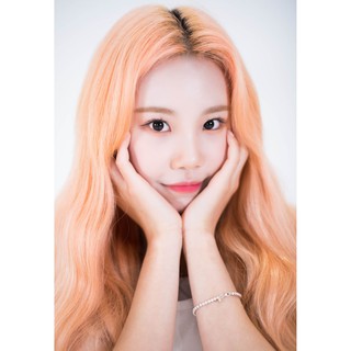 โปสเตอร์ JooE จูอี MOMOLAND โมโมแลนด์ Poster Korean Girl Group เกิร์ล กรุ๊ป เกาหลี K-pop kpop รูปภาพ Music ของขวัญ