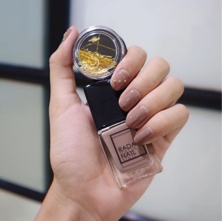 [ขายดี] Rada Nail สีฮานะ ยาทาเล็บ เนื้อสีเงาดั่งเจล ไม่ต้องอบ สีทาเล็บ สีสวย แห้งไว 11ml