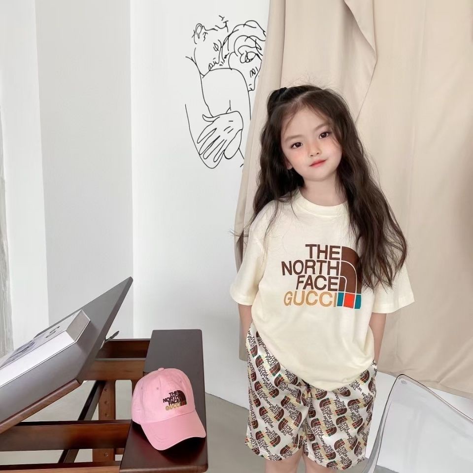 เสื้อยืดแขนสั้น ผ้าฝ้าย พิมพ์ลายตัวอักษร สีขาว ทรงหลวม สไตล์สตรีท สําหรับแม่ และลูก