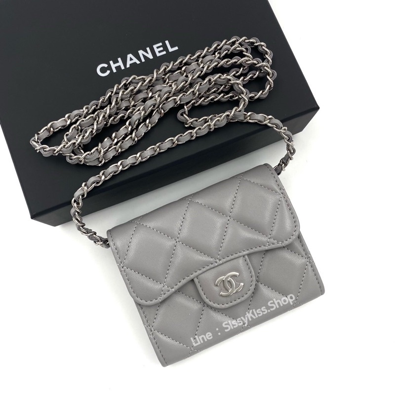 New Chanel Card XL crossbody Holo31 grey SHW lamb skin full set no rec.