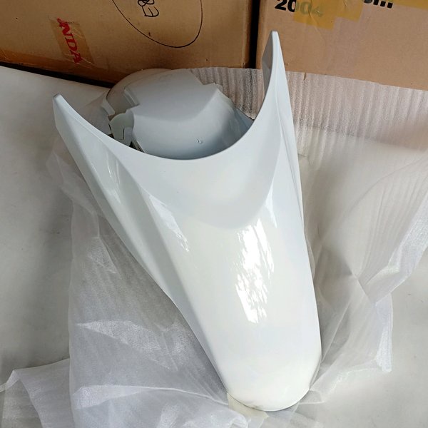 Putih Pcx 150 new K97 บังโคลนหน้าสีขาว ยี่ห้อ win ไม่เดิม