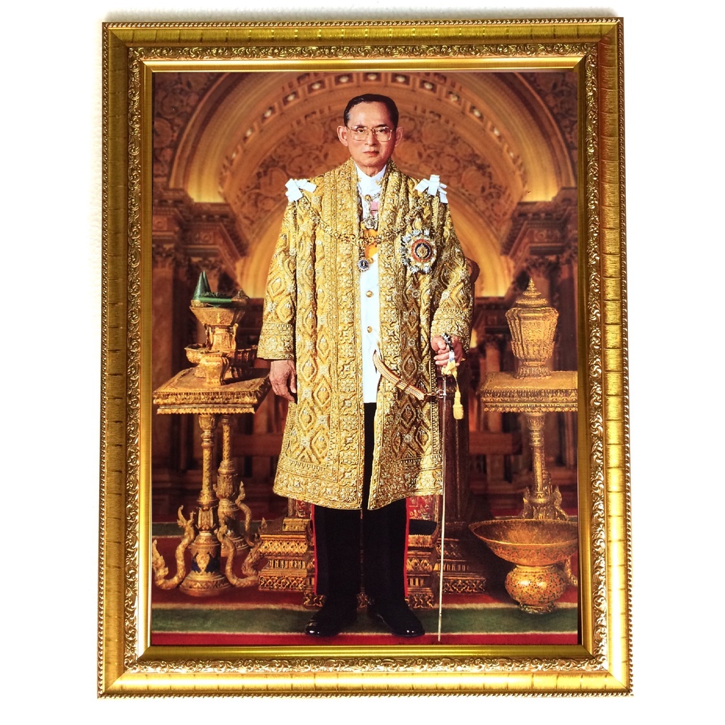 รูปรัชกาลที่9ขนาด10*15นิ้ว บูชา ค้าขาย มั่งมี ศรี สุข ของขวัญขึ้นบ้านใหม่ ภาพติดผนัง เสริมฮวงจุ้ย หน้าที่การงาน