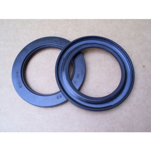 Land Rover All Series 2 & 2a & 3 & 88 & 109 ซีลน้ํามันฮับหน้าและหลังเพื่อมิถุนายน 1980 GHS202=RTC351