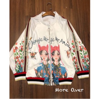 Jacket กุซชี่ สีขาวทรง oversize By More Over