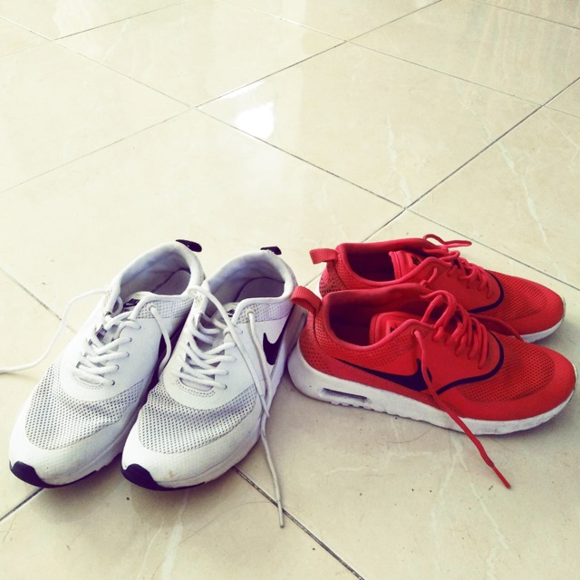 รองเท้าผ้าใบไนกี้ มือสองสภาพดีใส่แค่3ครั้ง จ้า สภาพสวย Nike Sneaker Nike #Nike #ไนกี้ #สีแดง #สีเทา #สีแดงเทา