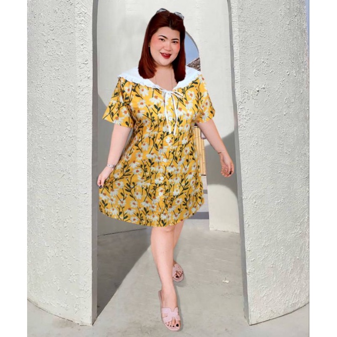 เดรสลายดอกเดซี่ รุ่นคอปกผูกโบว์ อก 42-46