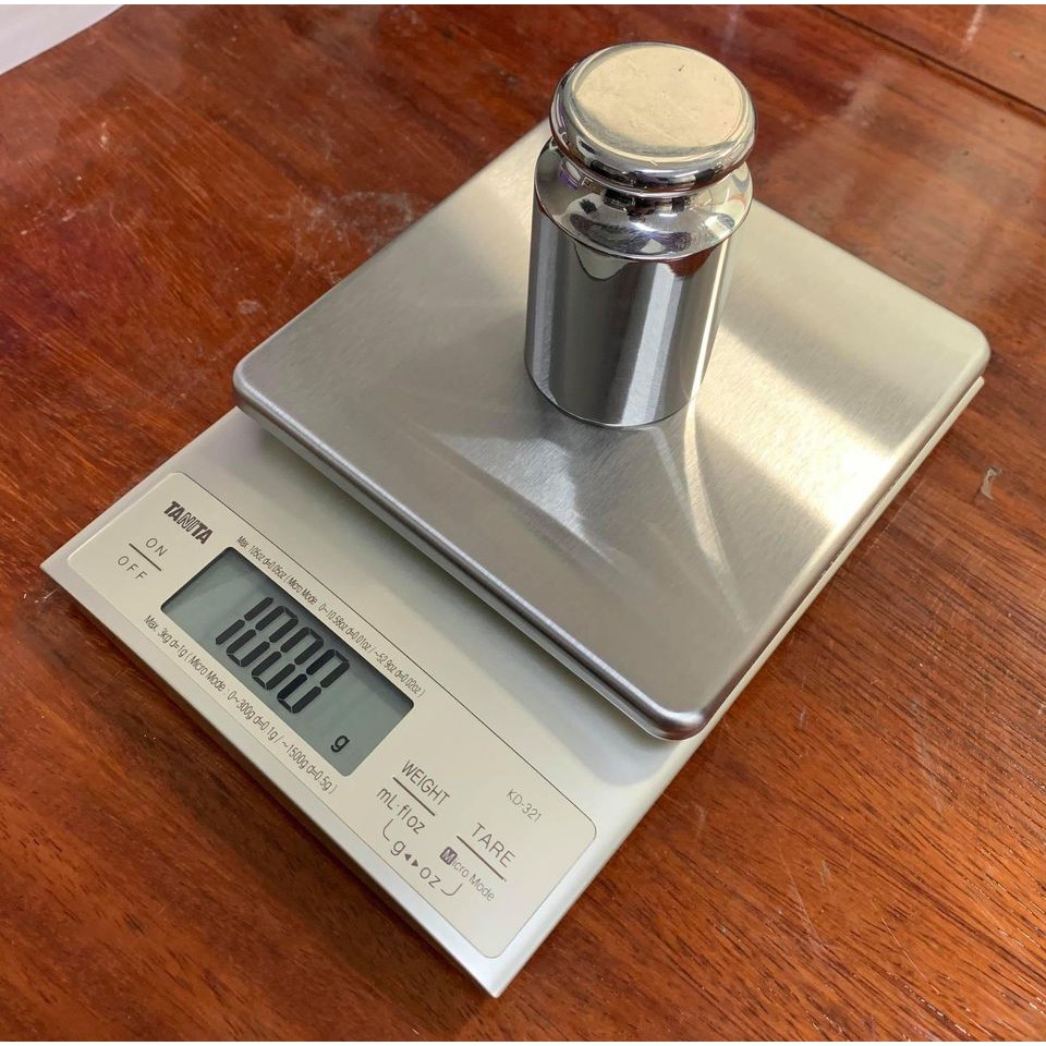 เครื่องชั่งสูตรอาหาร ระบบดิจิตอล รุ่น KD-321 ยี่ห้อ TANITA