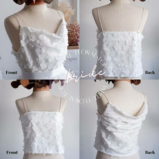 White floral top • เสื้อสายเดี่ยวปักดอกขาว