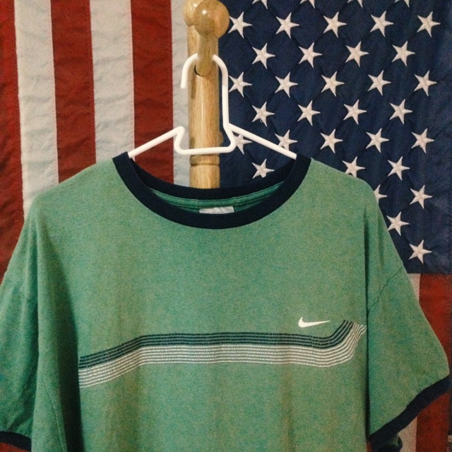 N0.024  Nike green t-shirt ของแท้