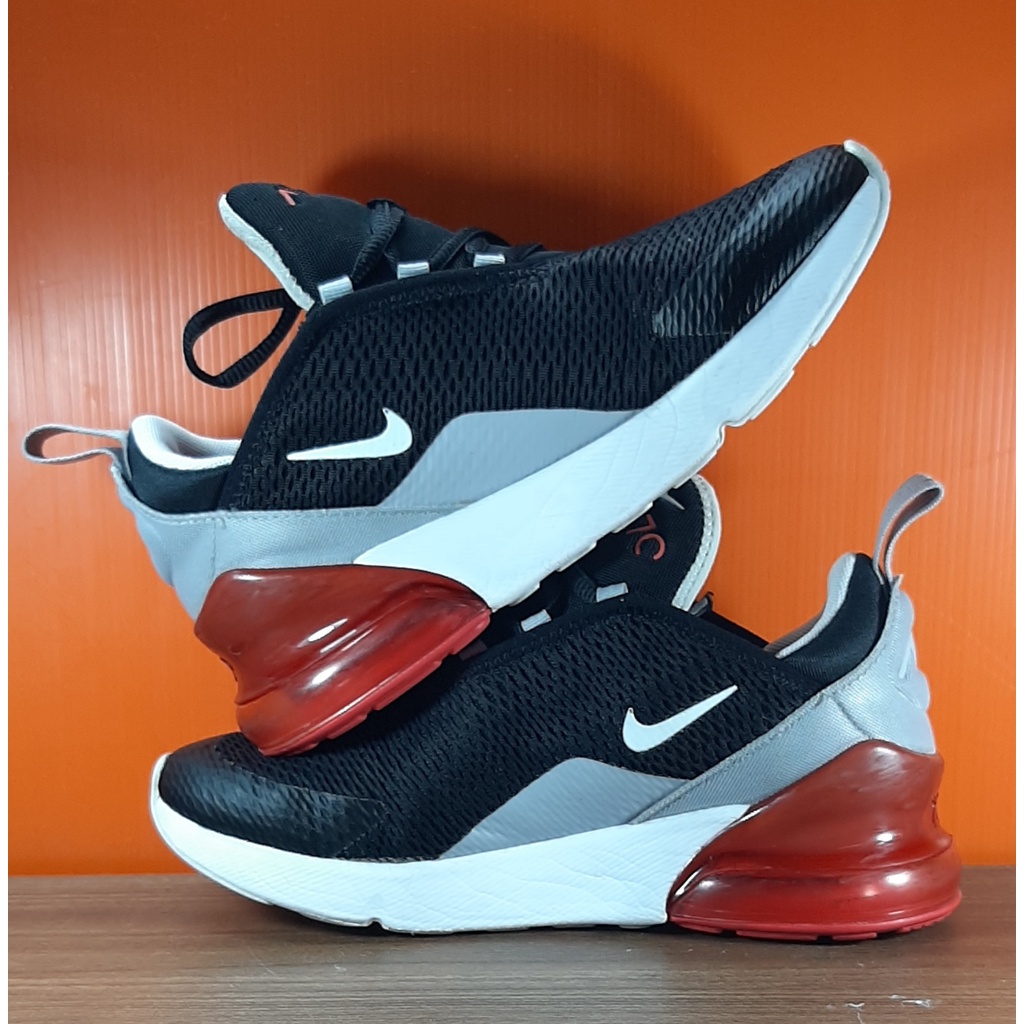 รองเท้าเด็กมือสองของแทั NIKE 22cm