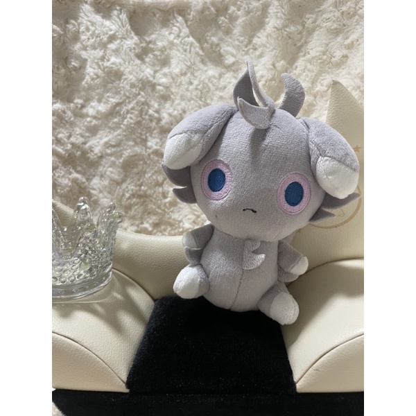 เนียสเปอร์ Espurr Pokemon Center 2014