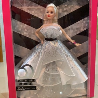 Barbie Inspring girl Since 1959 ตุ๊กตาบาร์บี้แท้พร้อมส่งรุ่นคอลเลคชั่นพิเศษลดจากราคาเต็ม 6995 บาทค่ะ