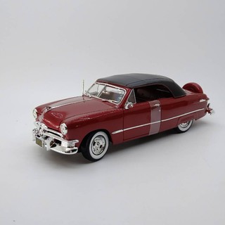 รถโมเดล Maisto 31681 1950 Ford สีแดง ประตูรถและหน้ารถเปิดได้ สเกล 1:18