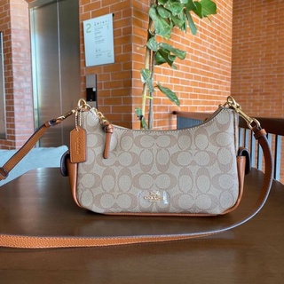 COACH PENNY SHOULDER BAG 25 IN SIGNATURE CANVAS ( COACH C7223 )