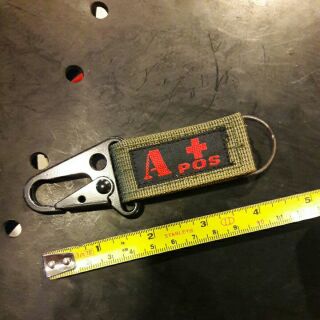 พวงกุญแจ สารพัดประโยชน์ A POS BLACK SNAP BLACK RING NYLON VELCRO STRAP by ครูแว่น frogmangear