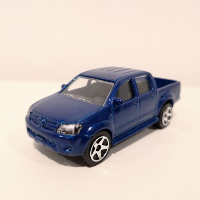 [RARE ITEM] MODEL DIECAST CAR TOYOTA HILUX VIGO - Majorette