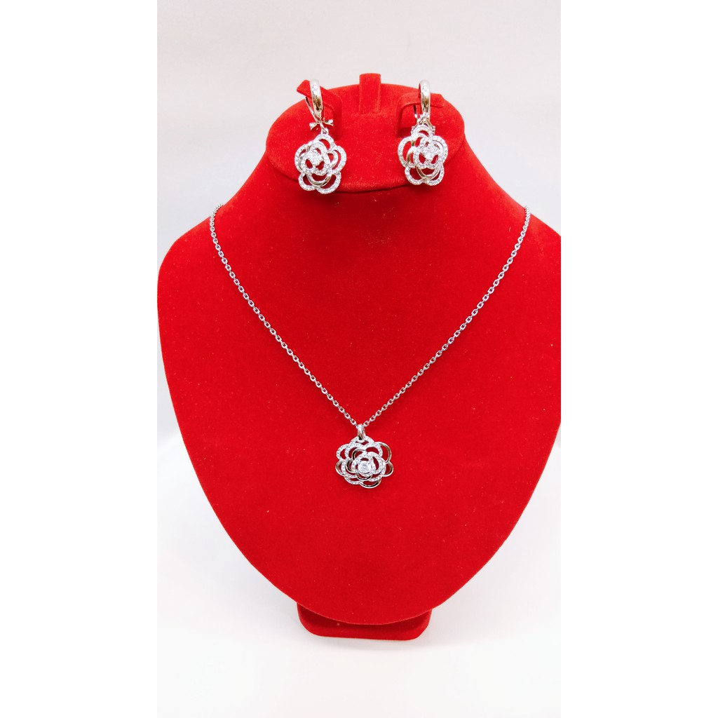 [KS5]สร้อยคอไทเทเนียมพร้อมชุดเครื่องประดับลายดอกไม้