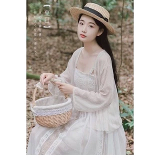 ☘️พร้อมส่ง☘️ เสื้อคลุมแฟชั่น ชีฟอง ไปทะเล ใส่ทำงาน น่ารัก สีขาว