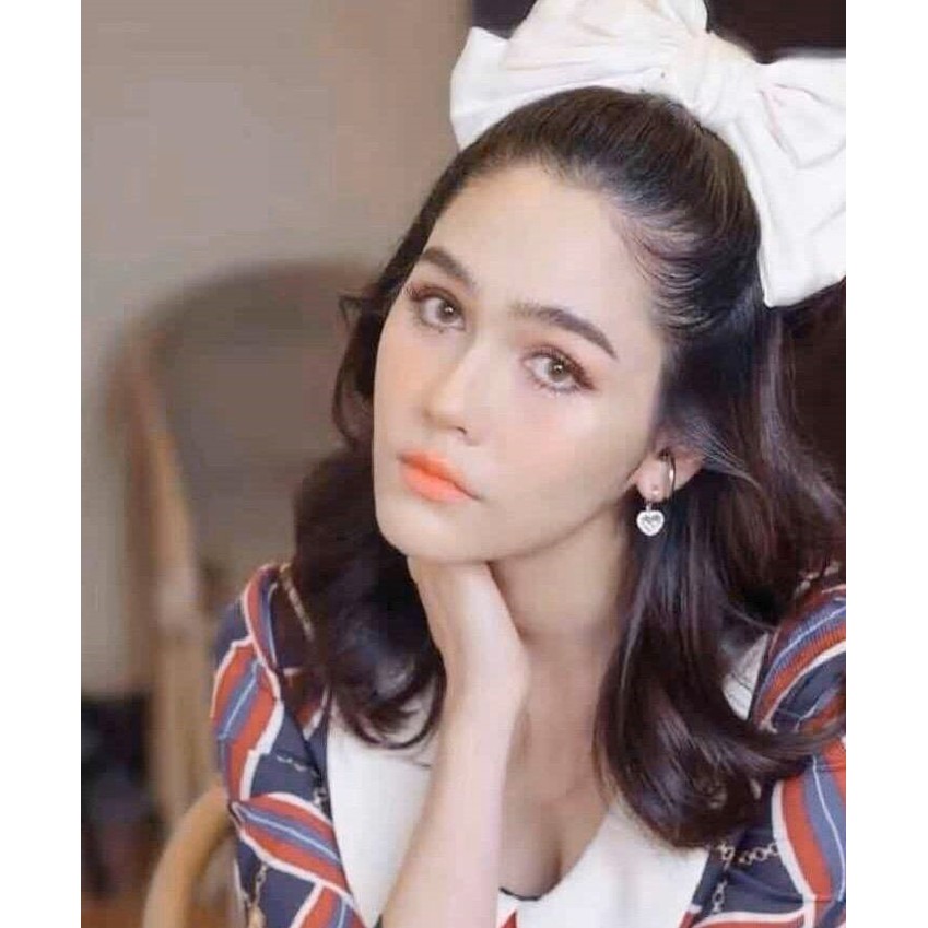 กิ๊บติดผม กิ๊บโบว์ กิ๊บโบว์ใหญ่ 3 ชั้น ผ้าซาติน งานไทย แนวแม่ชมพู่ เทรนด์ดาราใส่ (ราคาต่อชิ้น)