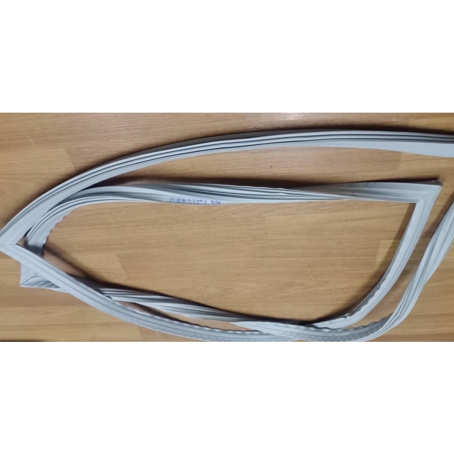 0000801 ขอบยาง ประตู ตู้เย็น Sharp ชาร์ป รุ่น SJ-D51H (ขอบล่าง) ยางขอบประตูตู้เย็น ขอบยางประตู ตู้เย