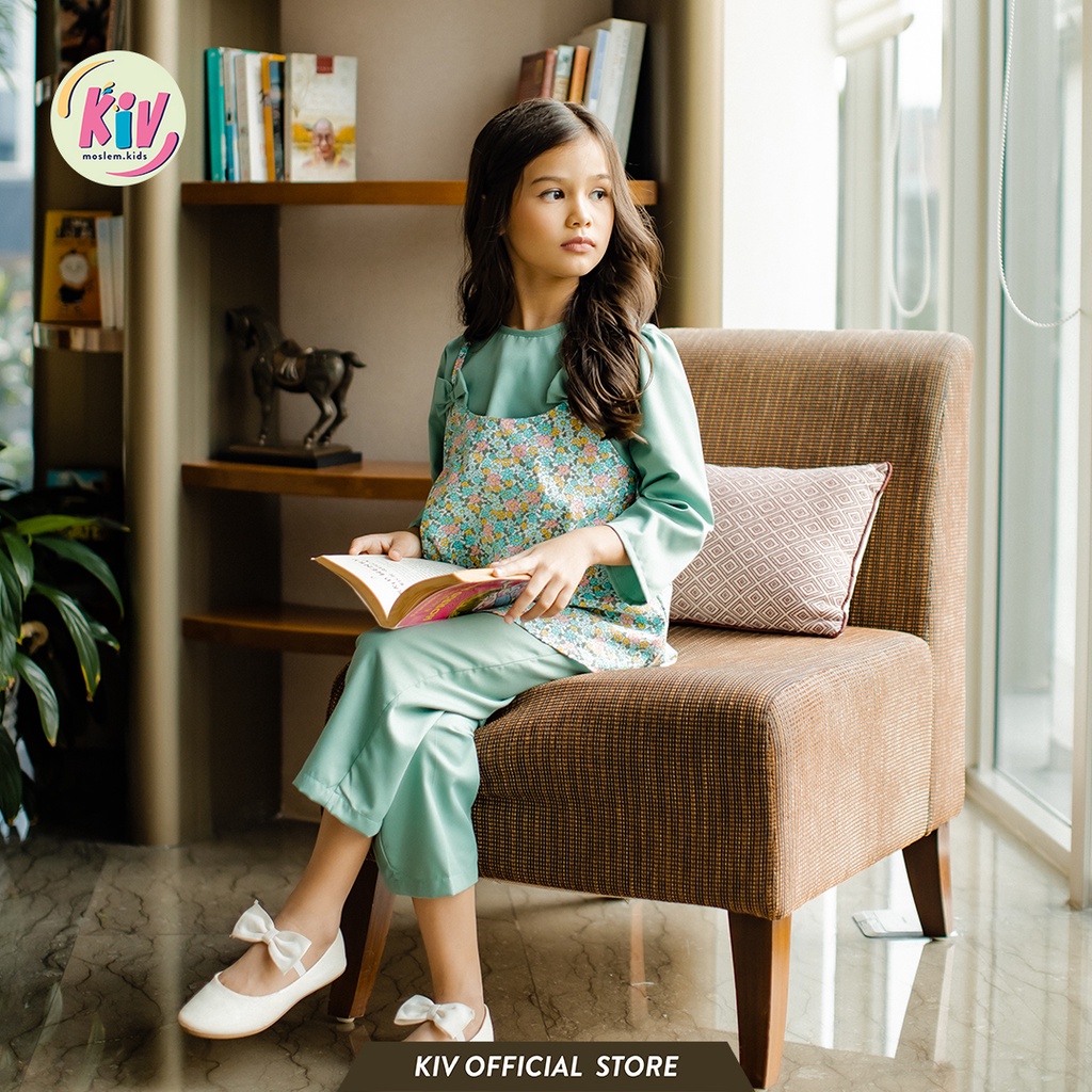 KATUN KIV ชุดเสื้อผ้าคอตตอนสําหรับเด็กผู้หญิงพร้อมกางเกง 10 ถึง 34 B