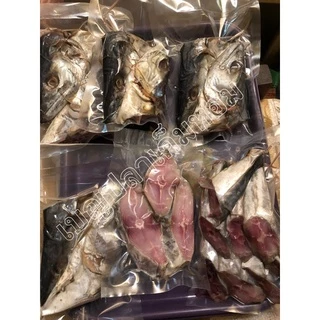 หัวปลาอินทรีย์เค็มหอม หัวใหญ่ ๆ ถูกๆ ขอปรับราคาขึ้นเป็น กิโล ละ 90 บ.นะคะ เนื่องจากปลามีราคาแพงขึ้นคะ
