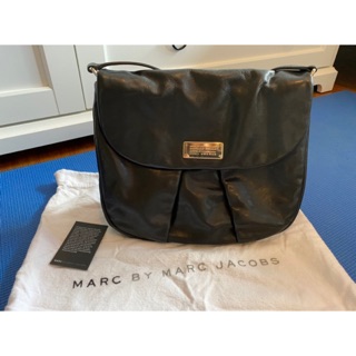 Used Marc by Marc Jacobs crossbody หนังแท้สีดำ