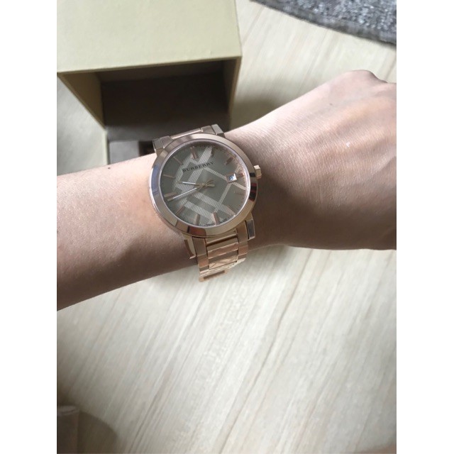 BU9039. 38 mm. Burberry Rose Gold-tone Dial Stainless Steel Quartz Ladies Watch BU9039 หรูหรามาก