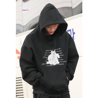 PREORDER - เสื้อฮู้ด ITZAVIBE angel cat hood black / oatmeal