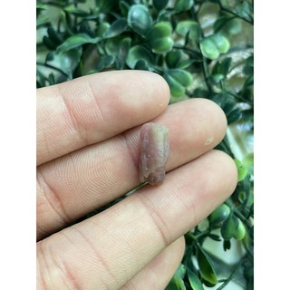 (B) พลอยดิบแท้ พิ้งค์ ทังร์มาลีน(Pink Tourmaline)พลอยธรรมชาติ 100% น้ำหนัก 6.00 กะรัต / ซื้อ 10 ฟรี 1 ทันที !!