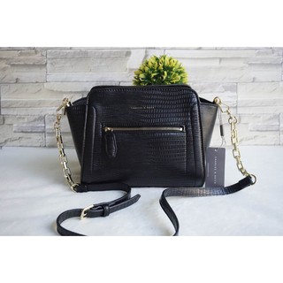 กระเป๋าถือหรือสะพาย CHARLES Large Zipper Bag Shoulder Diagonal (Size M)!!