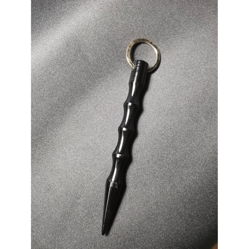 EDC Stick Keychainเป็นโลหะยาว15cm. ใช้สำหรับทุบกระจกเวลาฉุกเฉิน  มีสินค้าจัดส่งจากกทม. - รูปที่ 2