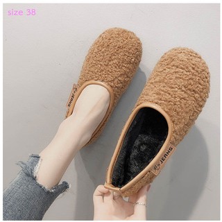 รองเท้าแฟชั่นผู้หญิง ผ้าขนนุ่ม สีน้ำตาง size 38 (ของใหม่ เหลือคู่เดียว)