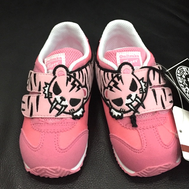 รองเท้าผ้าใบเด็ก onitsuka tiger tokidoki