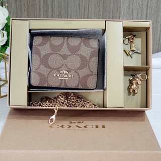 🎀 (สด-ผ่อน) กระเป๋าสตางค์ set ตุ้งติ้ง COACH C7355 BOXED SET MINI WALLET ON A CHAIN IN BLOCKED SIGNATURE CANVAS