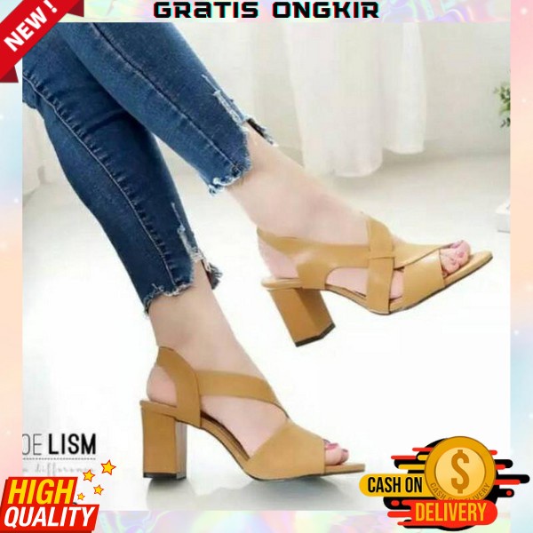 Haihil Hils รองเท้าส้นสูงผู้หญิงรองเท้าทํางานนําเข้า Kek Iw805 Wa 36 ผู้หญิง Tofu Heels Pearl ปุ่มผู