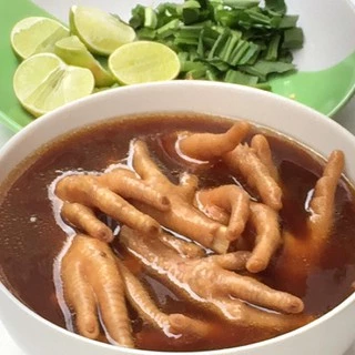 น้ำซุปก๋วยเตี๋ยวไก่สูตรโบราณ ขนาด 150 กรัม รสชาติเข้มข้นไม่ต้องปรุงเพิ่ม กลิ่นหอมสมุนไพรไทย ก๋วยเตี๋ยว