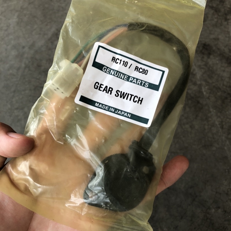 SUZUKI RC80 RC110 NEUTRAL GEAR SWITCH ฟรี SWITCH 100% ญี่ปุ่นคุณภาพสูง