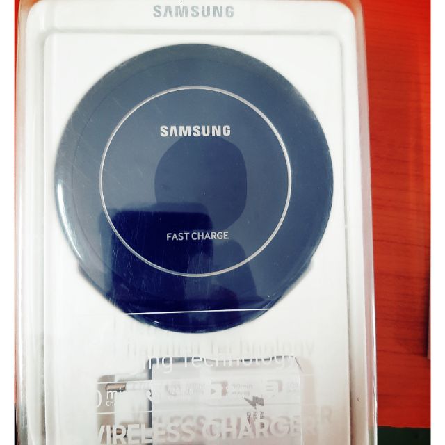 Cables, Chargers & Converters 600 บาท (โปร summer) Wireless Charger Samsung ของแท้มือ 1 Mobile & Gadgets