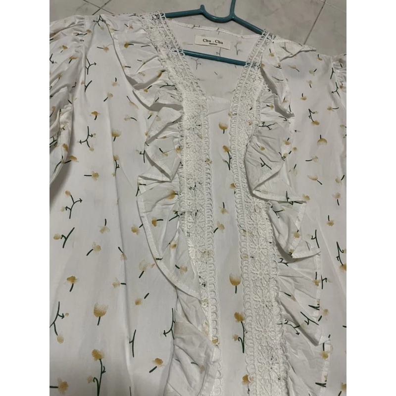 เสื้อแขนตุ๊กตา ลายดอกเล็กๆน่ารัก เสื้อลายดอก เสื้อแขนสั้น #มือสอง thumbnail 3
