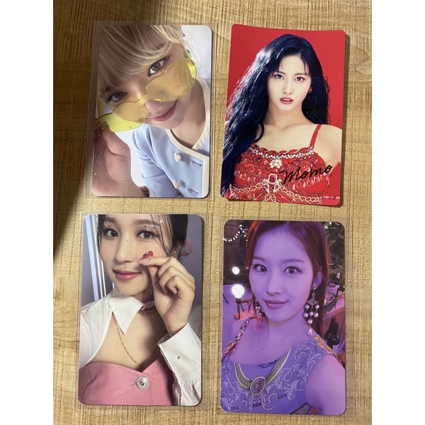 การ์ด twice จองยอน / โมโมะ / มินะ / ซานะ