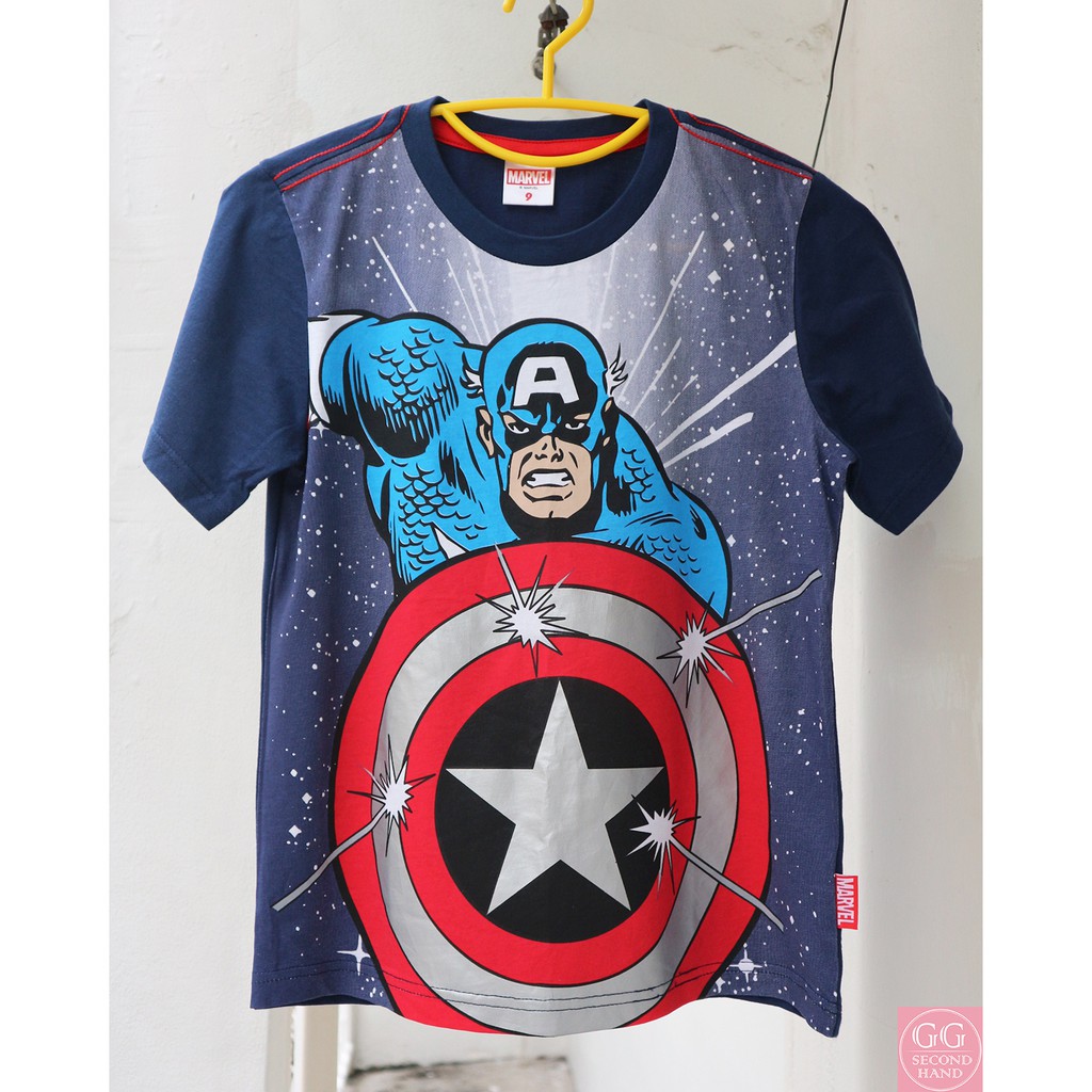 [T-Shirt] เสื้อยืด MARVEL ของแท้ เด็กผู้ชาย Size 9 ลายกัปตันอเมริกา (Captain America) มือสอง สภาพดีมาก