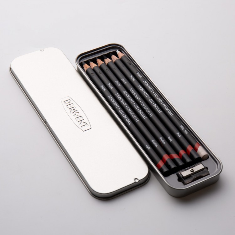 (Pre order 3-5วัน) Derwent : Charcoal Pencil : Tin Set of 6 ดินสอไม้พรีเมี่ยม   ชุด 6 แท่ง